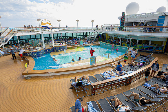 PoolSeaday1