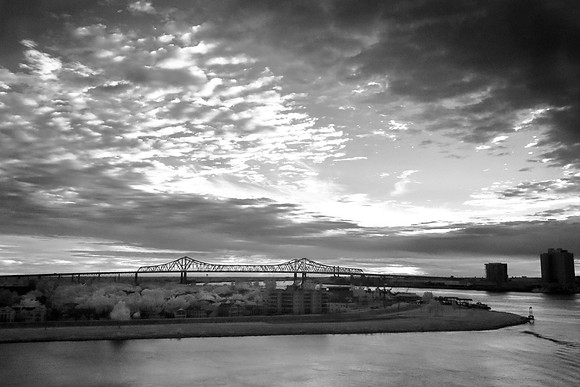 IR Sail Away