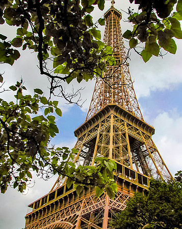 EifelTowerLg