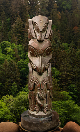 DowntownTotem3