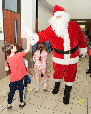 ReavesCNLCSanta 0588
