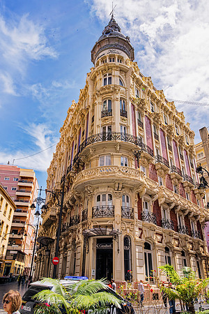 GRAND Hotel