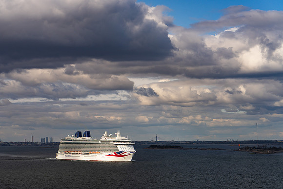 P&O outbound