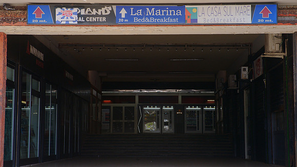 GalleryEntrance