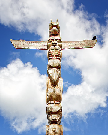 Totem Vancouver