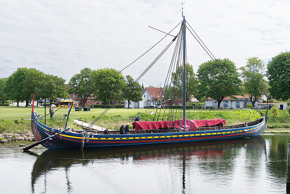 Viking LongBoat 2