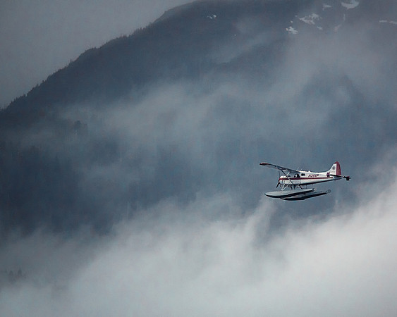 Twixt the fog, clouds and mountains
