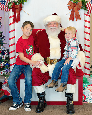 VFWSanta24 00245_upscale
